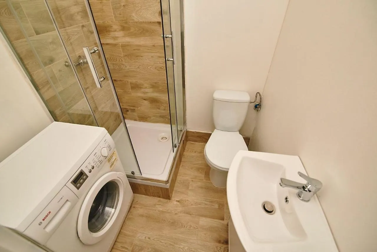 Regem Apartments Warynskiego Varsavia Polonia